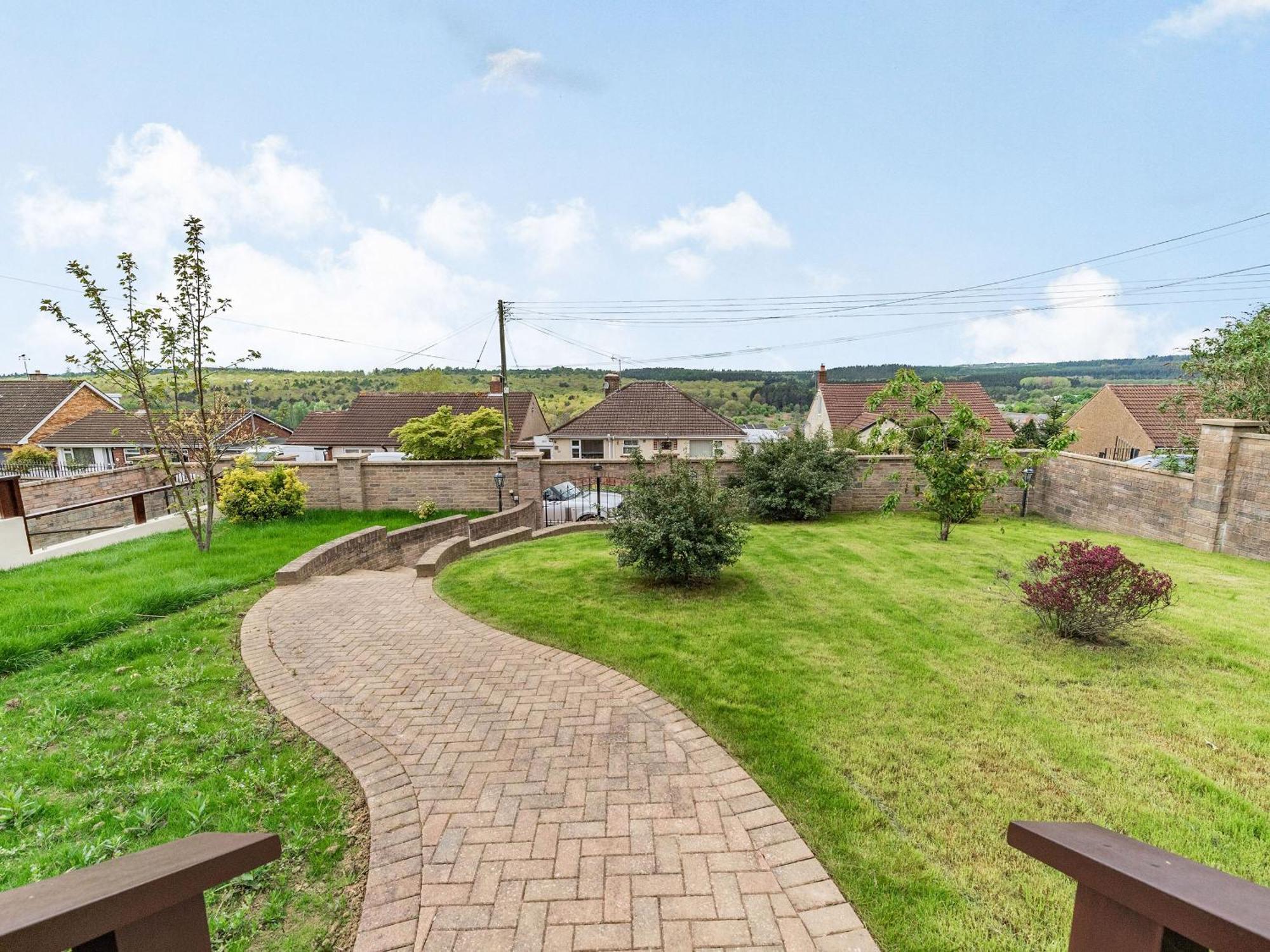 Paradise Cinderford Luaran gambar